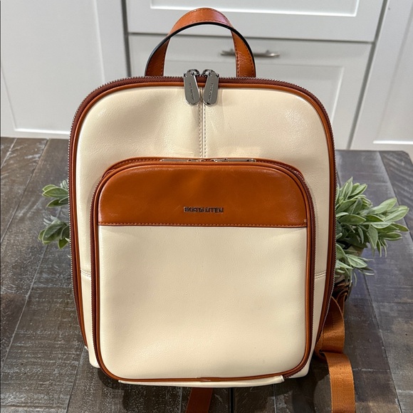 beige leather backpack purse Stylish Women's Mini Soft Leather Backpacks  igemstonejewelry Our durable hand tooled leather backpack purses are skillfully designed for functionality with multi BIS 'The Backpack' in Beige